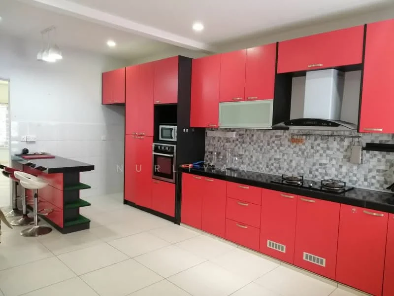 Kitchen features: red cabinetry, black countertop, stainless-steel sink, chrome pull-down faucet, built-in oven, freestanding range oven, microwave, bar stools, kitchen island, tile backsplash with mosaic pattern, ceramic tile flooring, recessed downlights; style: modern.
