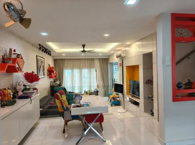 2-Sty End-Lot Terrace House 🌟 LA : 20 X 60 🌟 Full House Renovated 🌟 Casa Mila Selayang @ Selayang, Selayang — view 2 of 5 — for Sale