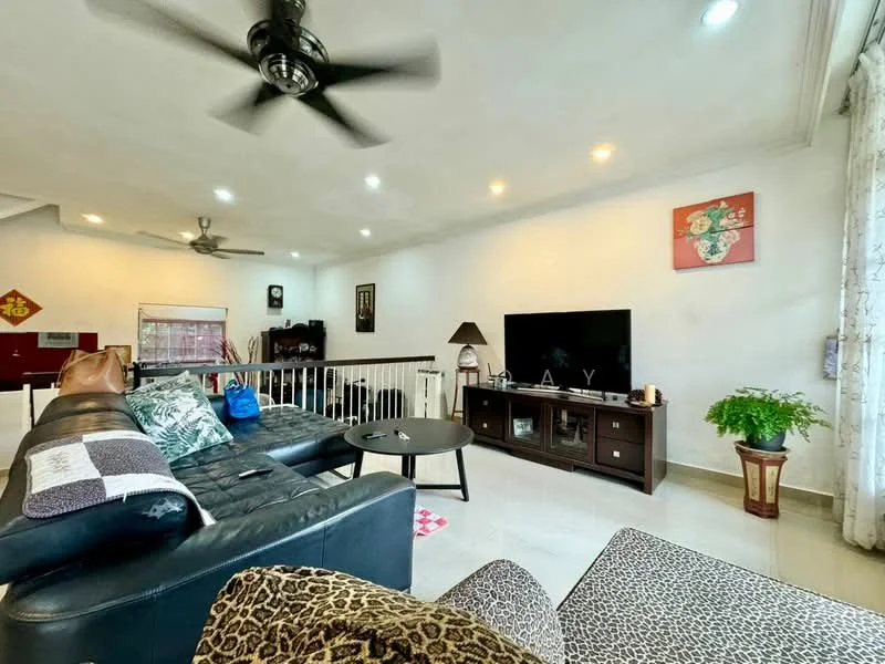 Living features: black leather sectional sofa, 3-seater sofa, coffee table, wall-mounted TV, TV console, ceiling fan, recessed downlights, large windows with sheer curtains, decorative wall art, potted plant, tile flooring, white painted walls; style: modern.