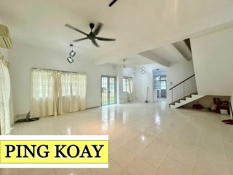 Living features: white painted walls, polished ceramic tile flooring, 5-blade ceiling fan, recessed downlights, floor-to-ceiling windows, sheer curtains, sliding glass door, open layout, staircase, natural light; style: modern.