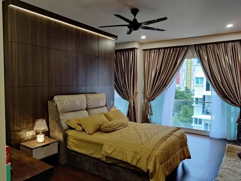 Bedroom features: king-size bed with upholstered headboard, bedding in beige color, wooden flooring, floor-to-ceiling windows, sheer curtains, dark brown accent wall, ceiling fan with light, bedside lamp, decorative wall paneling, built-in wardrobe, area rug, view of greenery; style: modern; view: garden.