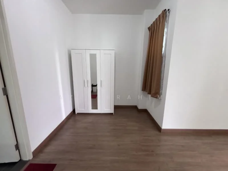 Room features: white painted walls, laminate flooring, window with curtain, full-length mirror wardrobe, red area rug.