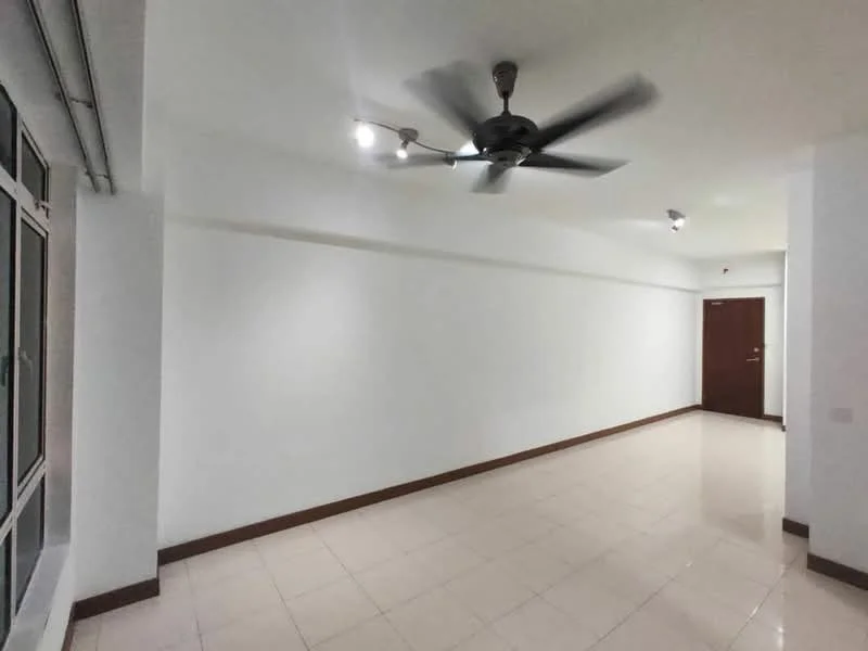 Room features: white painted walls, polished ceramic tile flooring, 5-blade ceiling fan with light, recessed downlights, floor-to-ceiling windows, main entrance door; style: modern.