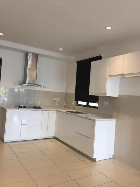 Kitchen features: white cabinetry, stainless-steel range hood, 2-burner gas hob, single-bowl stainless-steel sink, chrome pull-down faucet, white tiled backsplash, light-colored tiled flooring, recessed downlights, black roller blinds; style: modern.