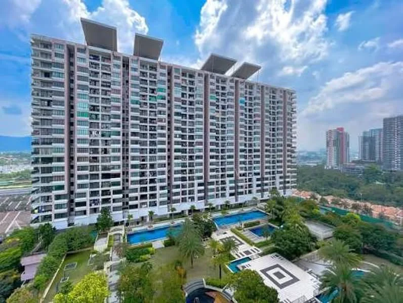 Exterior type: high-rise condominium; features: glass curtain wall, recessed balconies, infinity pool, lap pool, landscape garden, manicured lawn, palm trees, outdoor dining pavilion, children's playground, jogging track; style: modern.