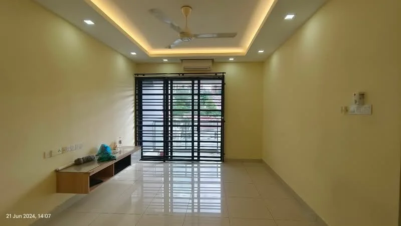 9Ine (Residensi Sembilan), Cheras