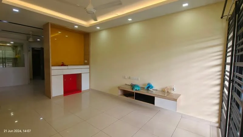Living features: white painted walls, cream ceiling with recessed lighting, glossy tile flooring, built-in TV console with storage, open layout, ceiling fan, large window with horizontal bars, decorative feature wall with orange accent; style: modern.
