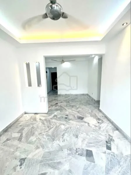 Living features: marble flooring, white painted walls, tray ceiling with recessed lighting, ceiling fan, open layout, natural light from windows, neutral color scheme, no visible furniture; style: modern.