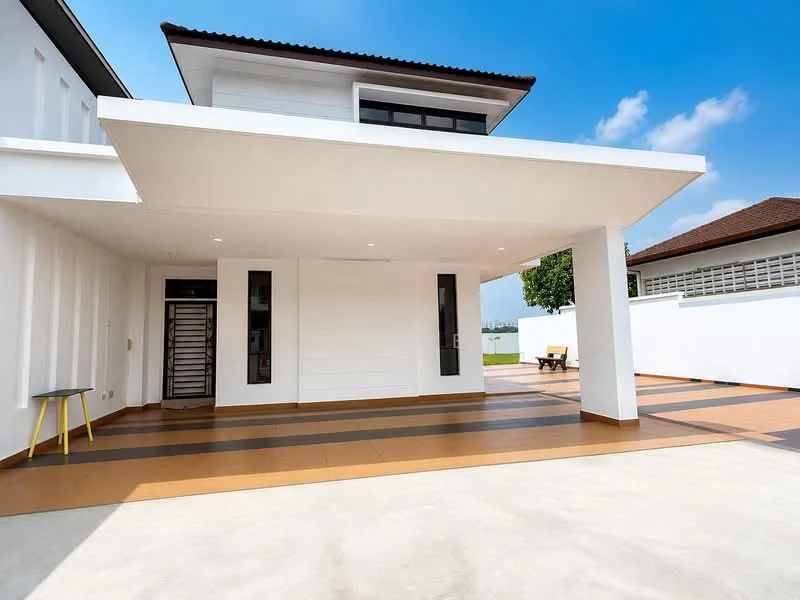 Exterior type: detached bungalow; features: white painted facade, flat roof, approximately 2-storey, manicured lawn, paved driveway, outdoor seating area, large windows, covered porch, modern architectural design; style: modern.