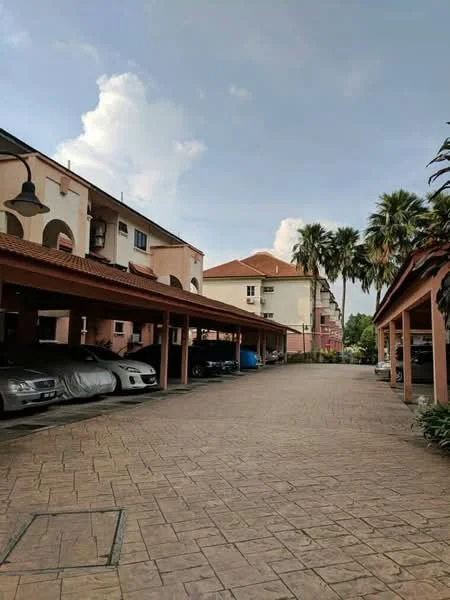 Exterior type: linked terrace house; features: covered parking, paved driveway, two-storey building, red tiled roof, palm trees, manicured landscaping, carports, surrounding greenery; style: modern.