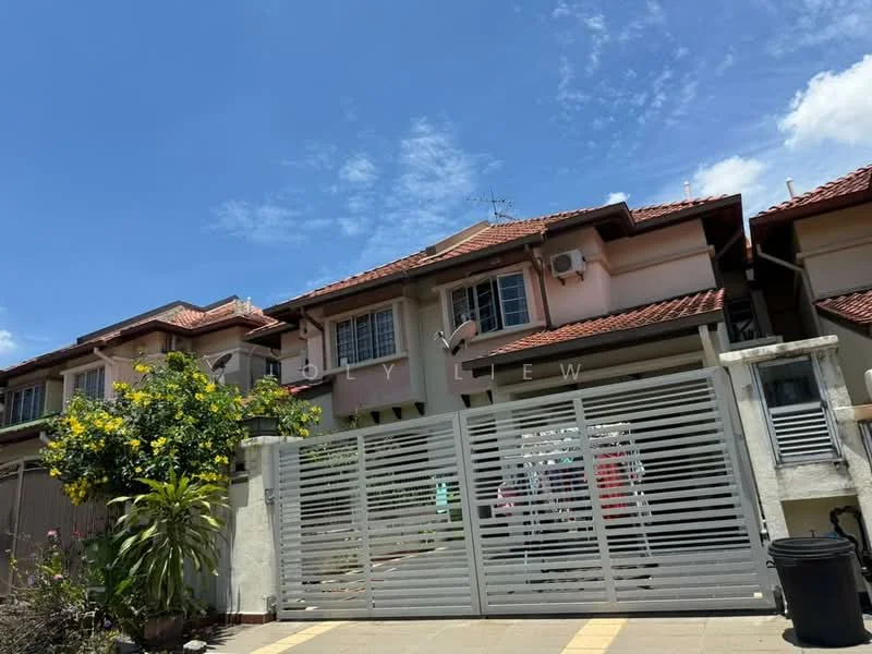 Exterior type: linked terrace house; features: red tiled roof, two-storey building, white painted facade, sliding gate, front garden with plants, air conditioning unit visible, laundry area with clothes hanging, paved driveway; style: modern.