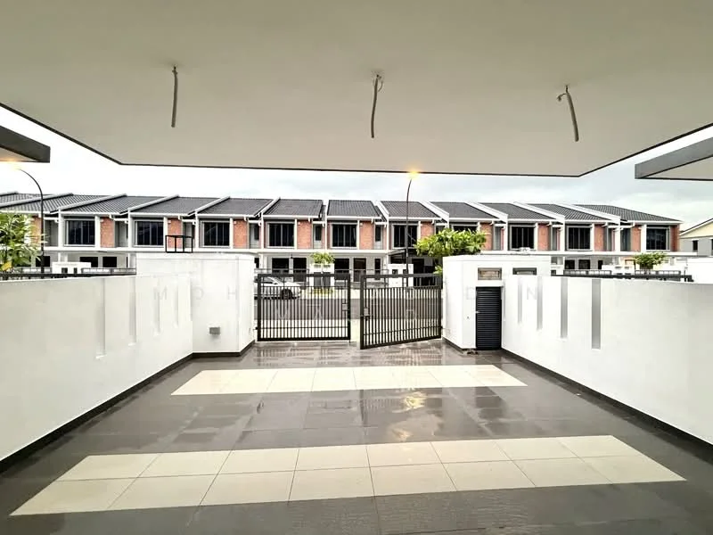 Exterior type: linked terrace house; features: white painted facade, grey tiled roof, manicured lawn, paved walkway, metal gate, fence, outdoor lighting, two-storey structure; style: modern.