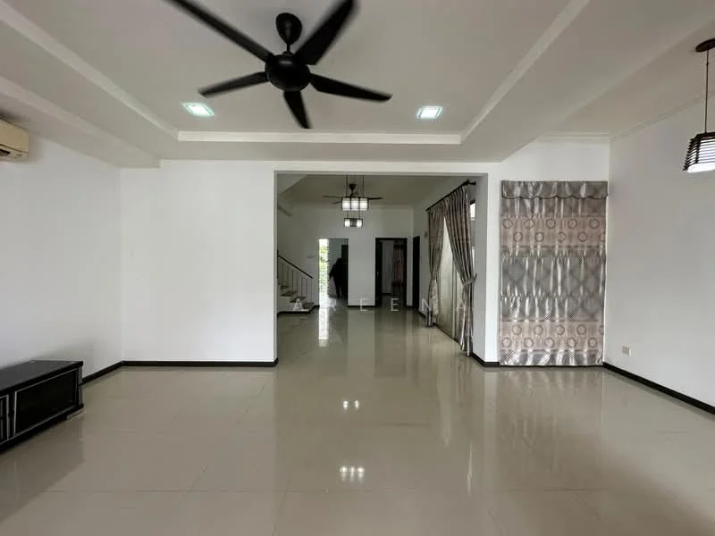Living features: white painted walls, polished ceramic tile flooring, 5-blade ceiling fan with light, recessed downlights, large windows with sheer curtains, open layout, wall-mounted air conditioning unit, decorative wall panel with geometric pattern; style: modern.