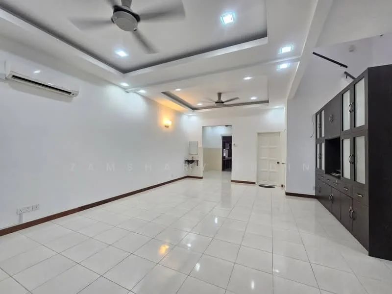 Living features: white painted walls, polished ceramic tile flooring, tray ceiling with recessed lighting, 2 ceiling fans, wall-mounted split AC, built-in entertainment unit with dark wood finish, door leading to another room, light fixtures on ceiling, neutral color scheme; style: modern.