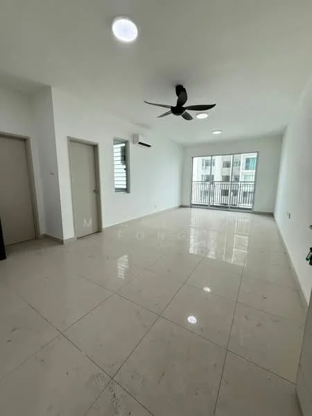 Living features: white painted walls, glossy ceramic tile flooring, 5-blade ceiling fan with light, recessed LED downlights, floor-to-ceiling windows, sliding glass door, balcony access, 1 wall-mounted split AC; style: modern.