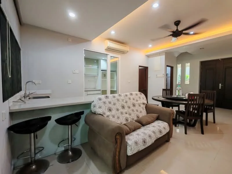 Living features: 3-seater fabric sofa in beige, round dining table, 4 dining chairs, kitchen island with countertop, single-bowl stainless-steel sink, chrome pull-down faucet, recessed LED downlights, ceiling fan, wall-mounted air conditioning unit, white painted walls, cream tiled flooring; style: modern.
