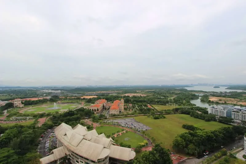 Exterior features: landscape garden, manicured lawn, parking lot, waterfront view, city skyline in background, surrounded by greenery, open space, multiple buildings visible; style: modern.
