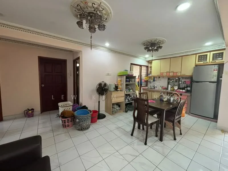Kitchen features: white painted walls, ceramic tile flooring, recessed downlights, wood cabinetry, stainless-steel fridge, built-in oven, 4-burner gas hob, kitchen island, dining table with 4 chairs, ceiling fan, sink, various kitchen appliances, laundry baskets; style: traditional. Living features: black leather sofa, ceiling fan, decorative ceiling rose; style: traditional.