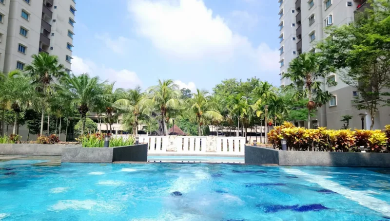 Aman Heights Condominium, Taman Bukit Serdang, Seri Kembangan — view 1 of 5 in Taman Bukit Serdang — for Sale