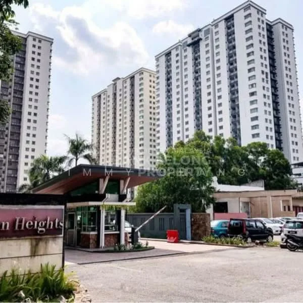Aman Heights Condominium, Taman Bukit Serdang, Seri Kembangan — view 1 of 5 in Taman Bukit Serdang — for Sale