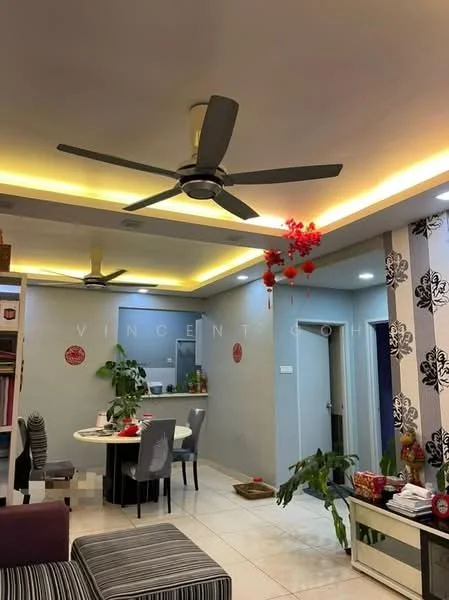 Living features: 5-blade ceiling fan with light, recessed LED downlights, white painted walls, grey accent wall with floral pattern, cream tiled flooring, round dining table, upholstered dining chairs, decorative wall with black floral pattern, houseplants in ceramic pots, decorative items on coffee table, open shelving unit, wall-mounted decor; style: modern.
