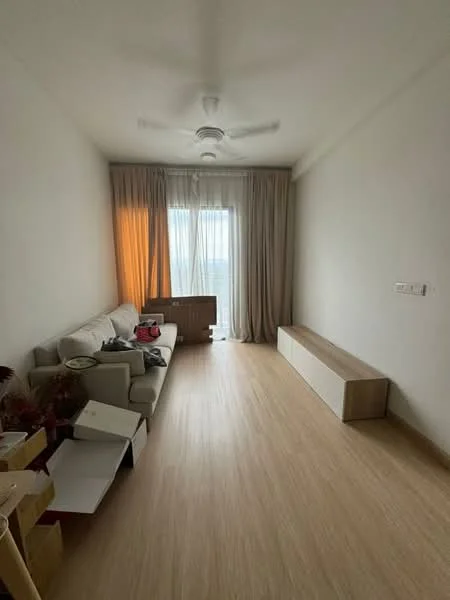 Living features: light wood laminate flooring, white painted walls, 5-blade ceiling fan, floor-to-ceiling windows, sheer curtains, sofa in light fabric, wooden bench, decorative items on the floor, natural light from window; style: modern; view: city.