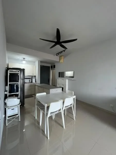 Kitchen features: white cabinets, grey countertop, stainless-steel fridge, built-in oven, 4-burner gas hob, single-bowl stainless-steel sink, chrome pull-down faucet, pendant light, 5-blade ceiling fan, dining table with 4 white chairs, tile flooring, open layout; style: modern.