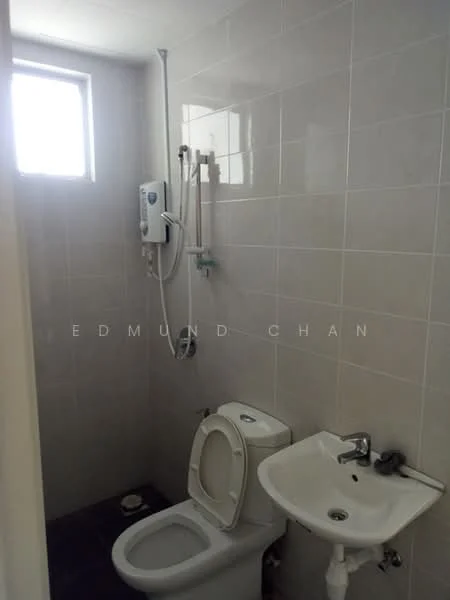 Bathroom features: white tiled walls, grey tiled flooring, one-piece toilet, wall-mounted sink, chrome basin mixer faucet, shower with wall-mounted water heater, window for natural light; style: modern.