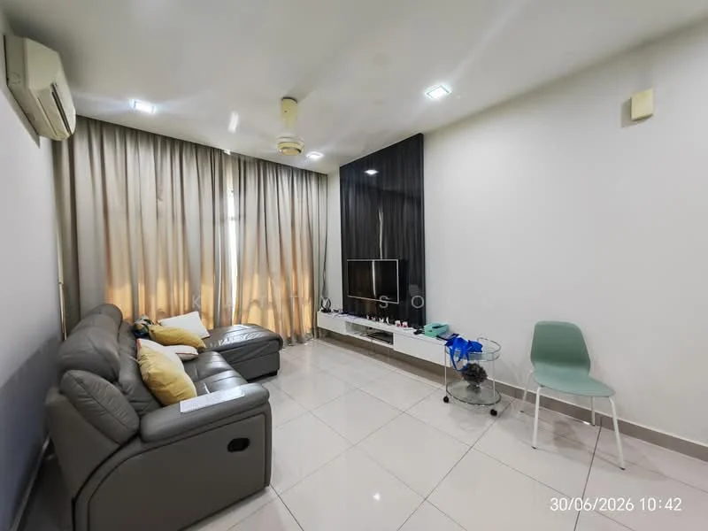 Living features: 3-seater leather sofa in grey, white TV console, wall-mounted TV, floor-to-ceiling curtains in beige, recessed LED downlights, ceiling fan, glossy tile flooring, decorative wall with dark paneling; style: modern.