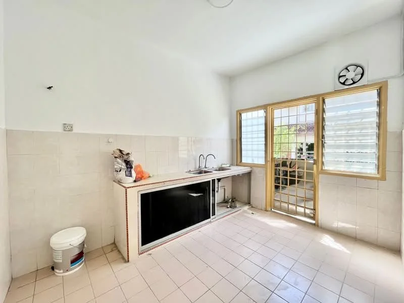 Kitchen features: single-bowl stainless-steel sink, chrome pull-down faucet, white tiled walls, light-colored tiled flooring, window with sliding glass panes, ceiling fan, countertop with built-in cabinetry, open layout, natural light from windows; view: garden.