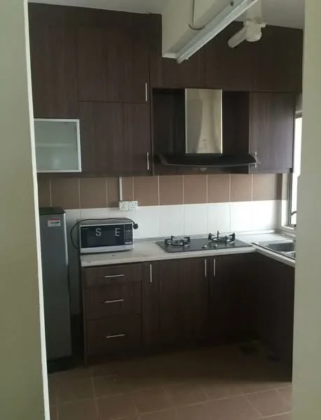 Kitchen features: brown wooden cabinetry, white countertop, stainless-steel range hood, 4-burner gas hob, built-in oven, stainless-steel fridge, toaster, sink, tile backsplash, cream wall tiles, brown floor tiles; style: modern.