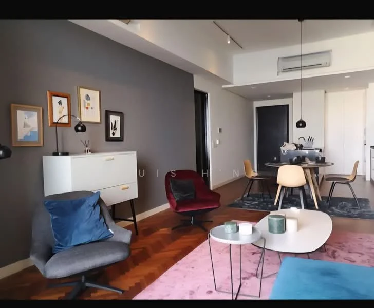 Living features: grey accent wall, wood parquet flooring, ceiling-mounted air conditioning unit, 2-seater fabric sofa in grey, 1-seater velvet armchair in burgundy, round coffee table with white top, area rug with geometric pattern, framed artwork on walls, pendant lighting, dining table with 4 chairs, sideboard with drawers; style: modern.