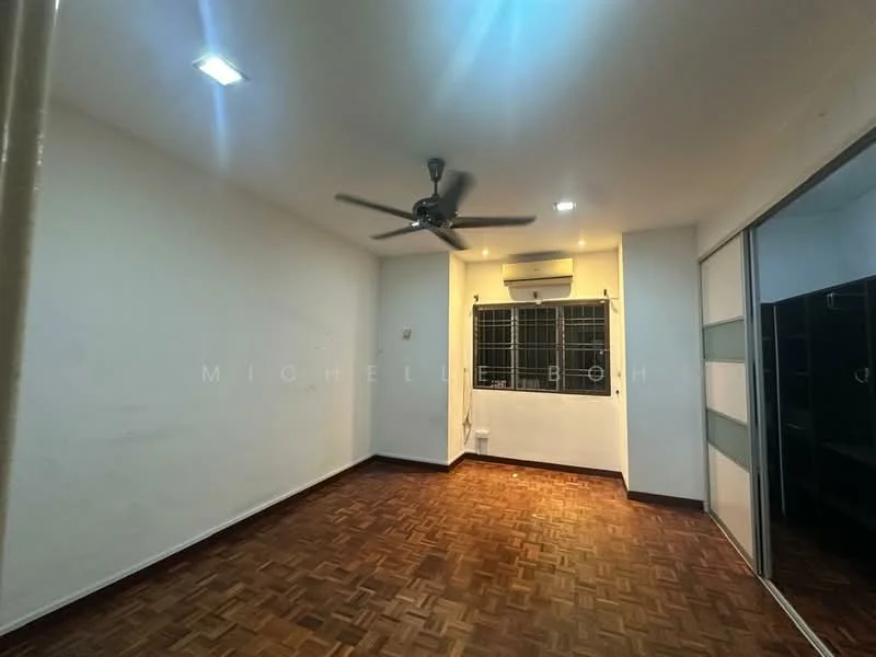 Room features: white painted walls, parquet wood flooring, ceiling fan, recessed downlights, window with security bars, built-in wardrobe, air conditioning unit; style: modern.