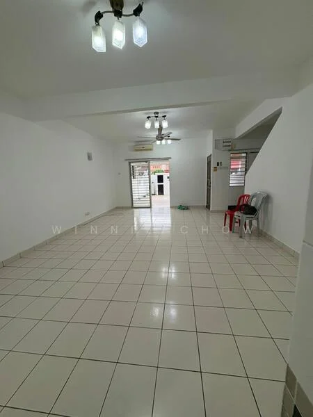 Living features: white painted walls, glossy ceramic tile flooring, recessed downlights, 3-blade ceiling fan, sliding glass door, floor-to-ceiling windows, air conditioning unit, open layout, access to outdoor space, two plastic chairs; style: modern.