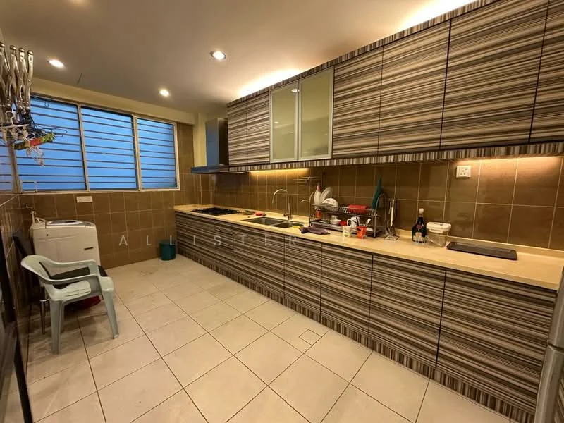 Kitchen features: brown striped cabinetry, white countertop, single-bowl stainless-steel sink, chrome pull-down faucet, built-in stove, microwave, dishwasher, tile backsplash, ceramic tile flooring, window with horizontal blinds, washing machine, plastic chair; style: modern.