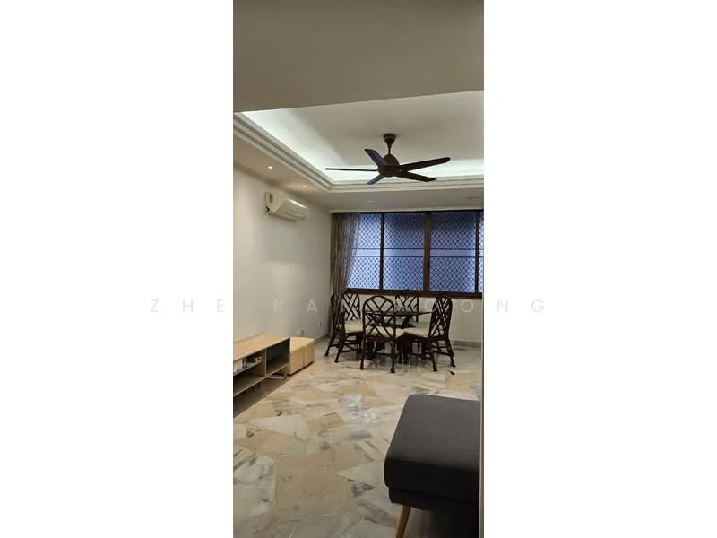 Living features: 5-blade ceiling fan with light, wall-mounted split AC, marble flooring, recessed ceiling lights, large windows with grid pattern, dining table with four chairs, sofa, TV console; style: modern.