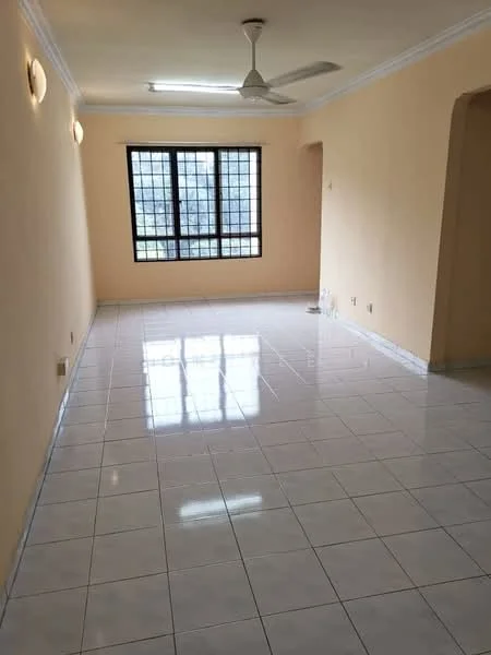 Living features: white painted walls, glossy ceramic tile flooring, ceiling fan, large window with grid pattern, natural light, neutral color scheme, baseboards, no visible furniture; style: minimalist.