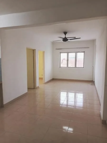 Living features: white painted walls, glossy tile flooring, 5-blade ceiling fan, large window with blinds, neutral color scheme, open layout, doorway leading to adjacent rooms, natural light from window; style: modern.