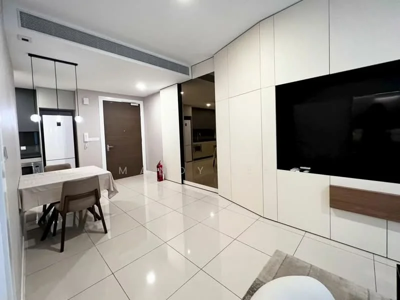 Living features: white painted walls, glossy tile flooring, recessed downlights, wall-mounted TV, built-in cabinetry, dining table with 4 chairs, fire extinguisher, large mirror, open layout, floor-to-ceiling windows; style: modern.