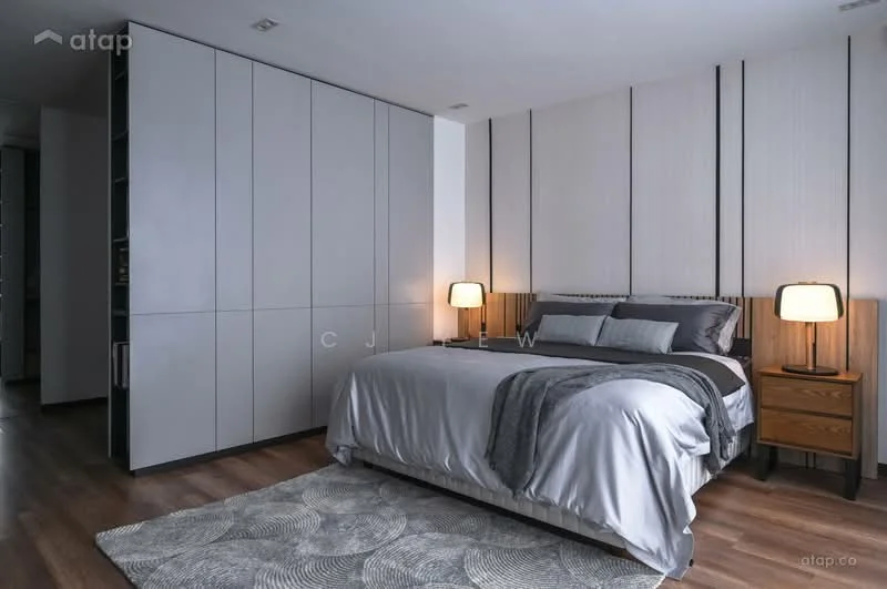 Bedroom features: king-size bed with grey bedding, upholstered headboard, two bedside lamps, built-in wardrobe with sliding doors, wooden bedside tables, area rug with geometric pattern, laminate flooring, white painted walls, recessed ceiling lights; style: modern.