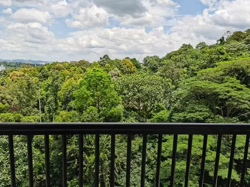 Room view: garden.