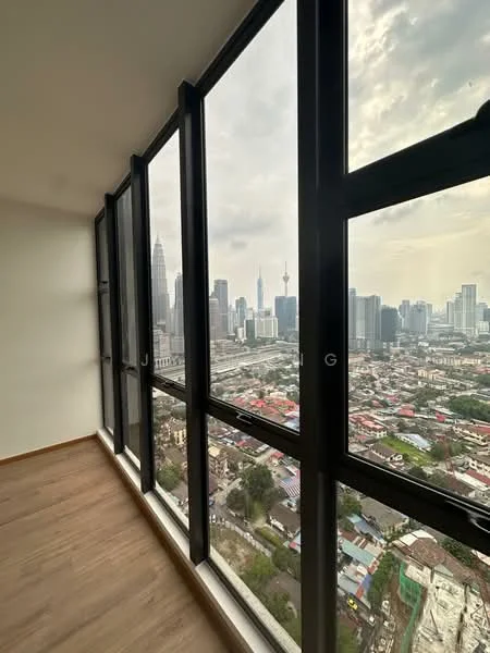 Room features: floor-to-ceiling windows, city skyline view, wooden flooring, neutral wall colour; style: modern; view: city.