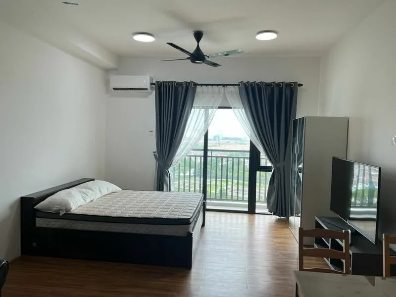 Bedroom features: queen-size bed, wooden bed frame, mattress, floor-to-ceiling windows, sheer curtains, blackout curtains, 3-blade ceiling fan, wall-mounted TV, TV console, wooden flooring, air conditioning unit; style: modern; view: city.