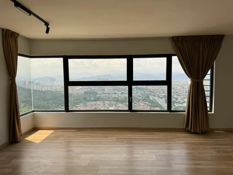 Living features: floor-to-ceiling windows, curtains in beige, wooden flooring, neutral painted walls, track lighting, city view, spacious layout, natural light; style: modern; view: city.