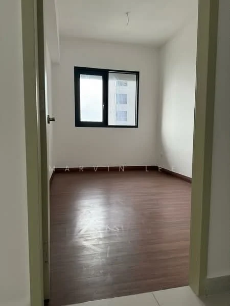 Room features: laminate flooring, white painted walls, single window, no visible furniture, neutral color scheme, ceiling light fixture, door frame, baseboard trim; style: modern.