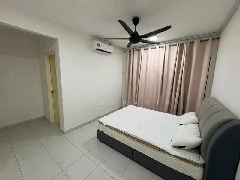 Bedroom features: queen-size bed, upholstered headboard, 2 bedside pillows, 5-blade ceiling fan with light, wall-mounted split AC, floor-to-ceiling curtains in beige, light grey painted walls, tile flooring, built-in wardrobe with door, decorative wall; style: modern.
