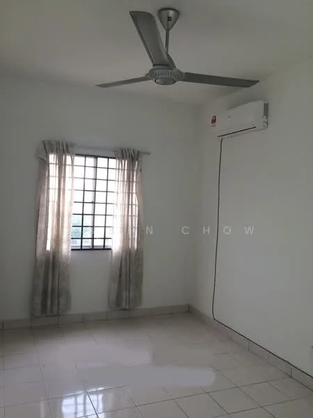 Room features: white painted walls, tile flooring, 5-blade ceiling fan, wall-mounted split AC, window with grid pattern, sheer curtains.