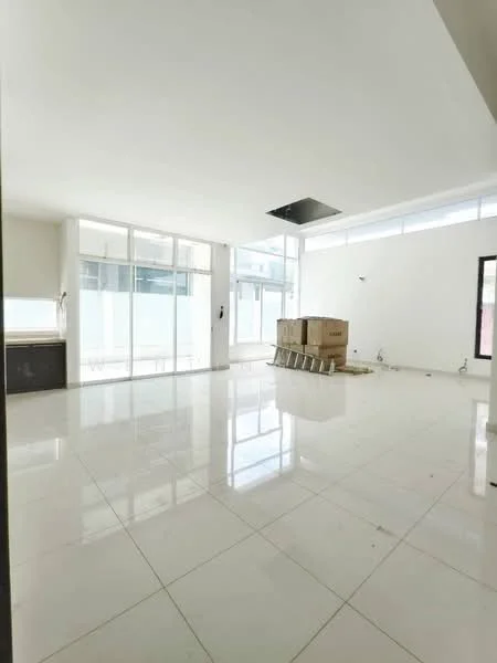 Living features: white painted walls, glossy tile flooring, large floor-to-ceiling windows, sliding glass door, recessed ceiling with skylight, open layout, unfurnished, natural light from windows; style: modern.