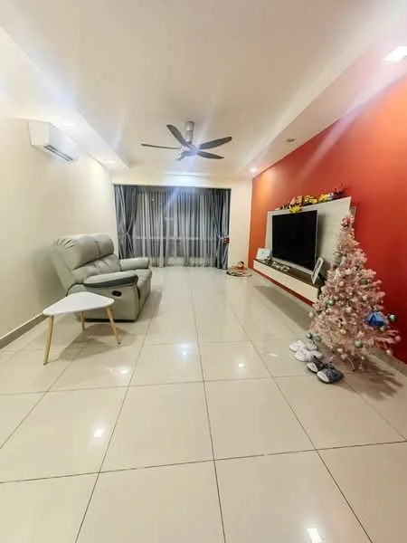 Living features: light grey leather 3-seater sofa, white side table with wooden legs, wall-mounted TV, light wood TV console, red accent wall, cream painted walls, white ceiling with recessed lighting, ceiling fan, large window with sheer curtains, decorative Christmas tree, glossy tile flooring; style: modern.