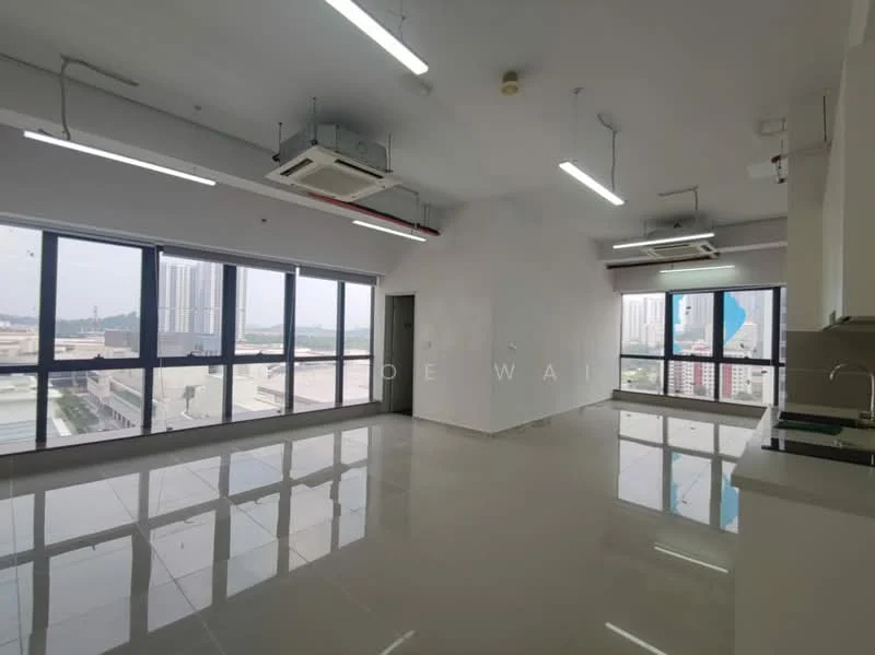 Living features: floor-to-ceiling windows, white painted walls, polished ceramic tile flooring, exposed ceiling with lighting fixtures, 2 wall-mounted split AC units, open layout, city view, recessed downlights; style: modern; view: city.